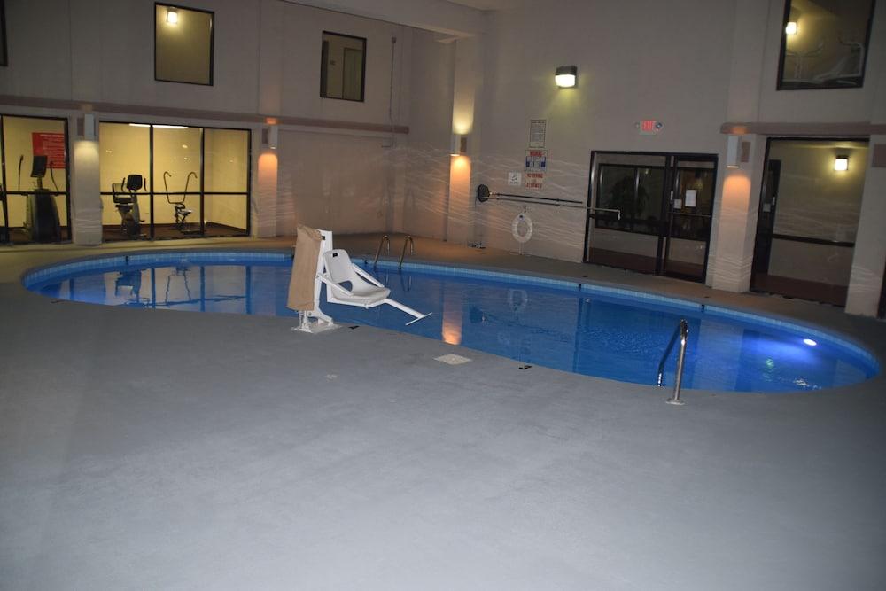 Econo Lodge & Suites Κλάρκσβιλ Εξωτερικό φωτογραφία