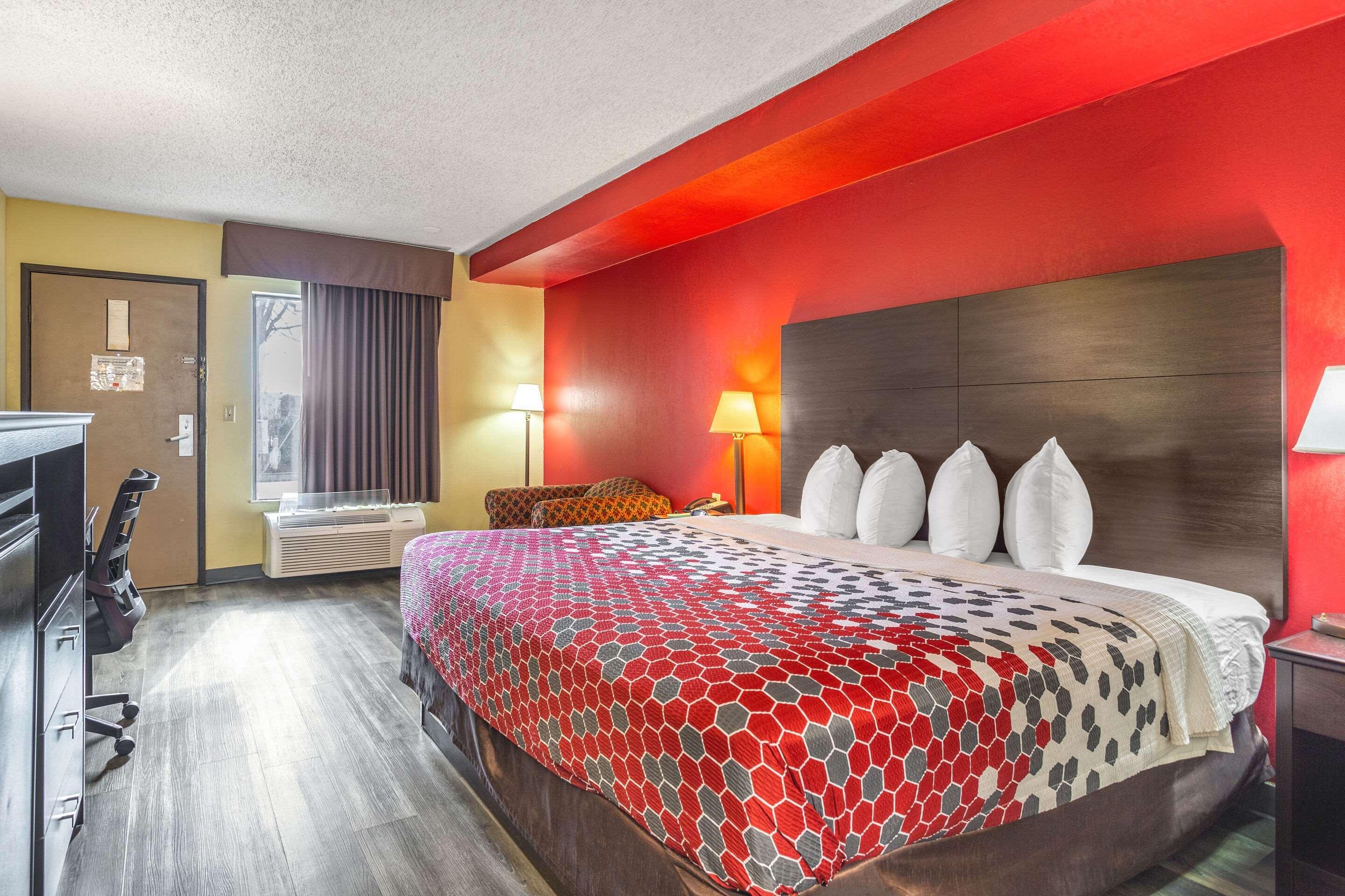 Econo Lodge & Suites Κλάρκσβιλ Εξωτερικό φωτογραφία