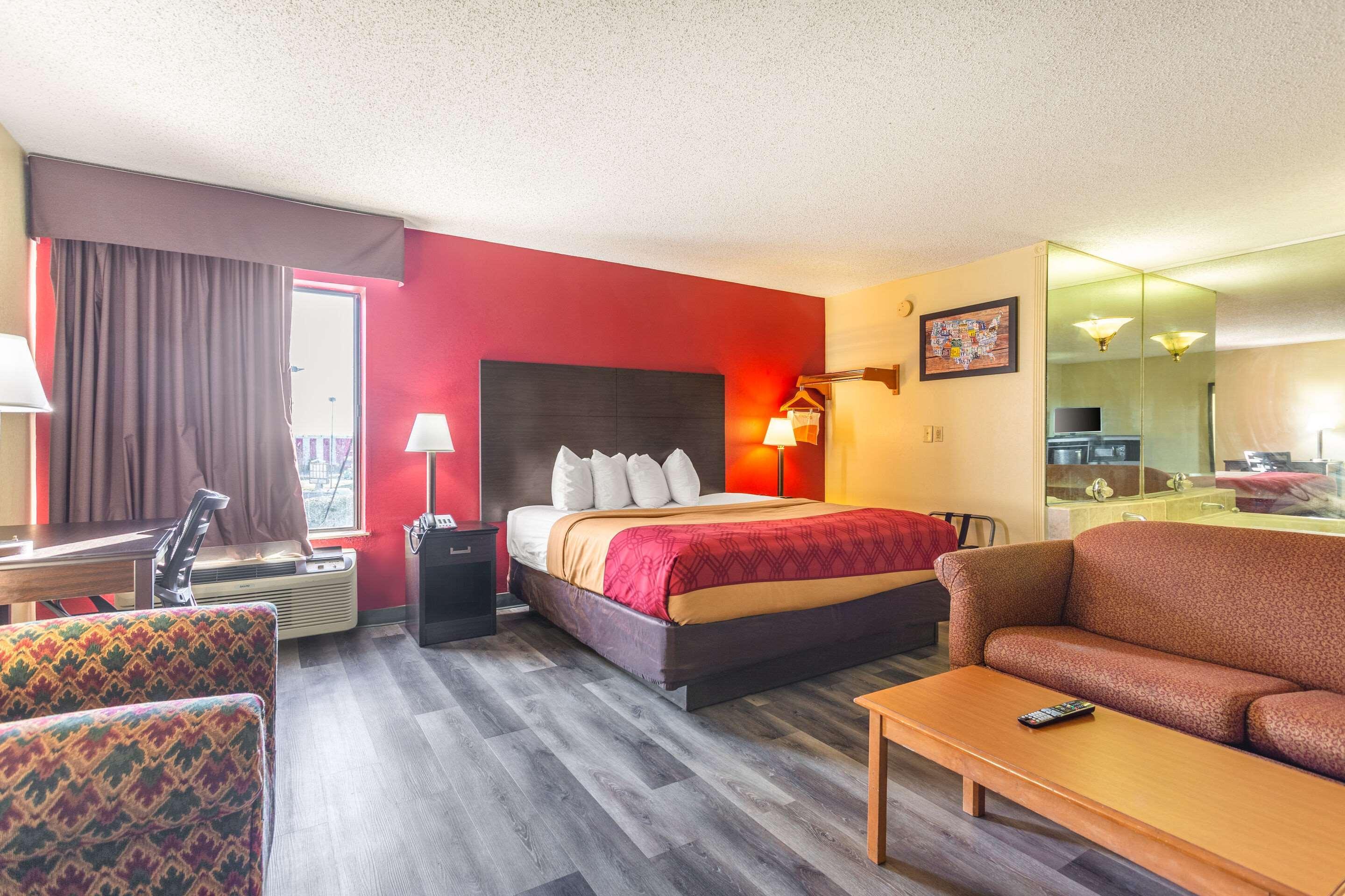 Econo Lodge & Suites Κλάρκσβιλ Εξωτερικό φωτογραφία