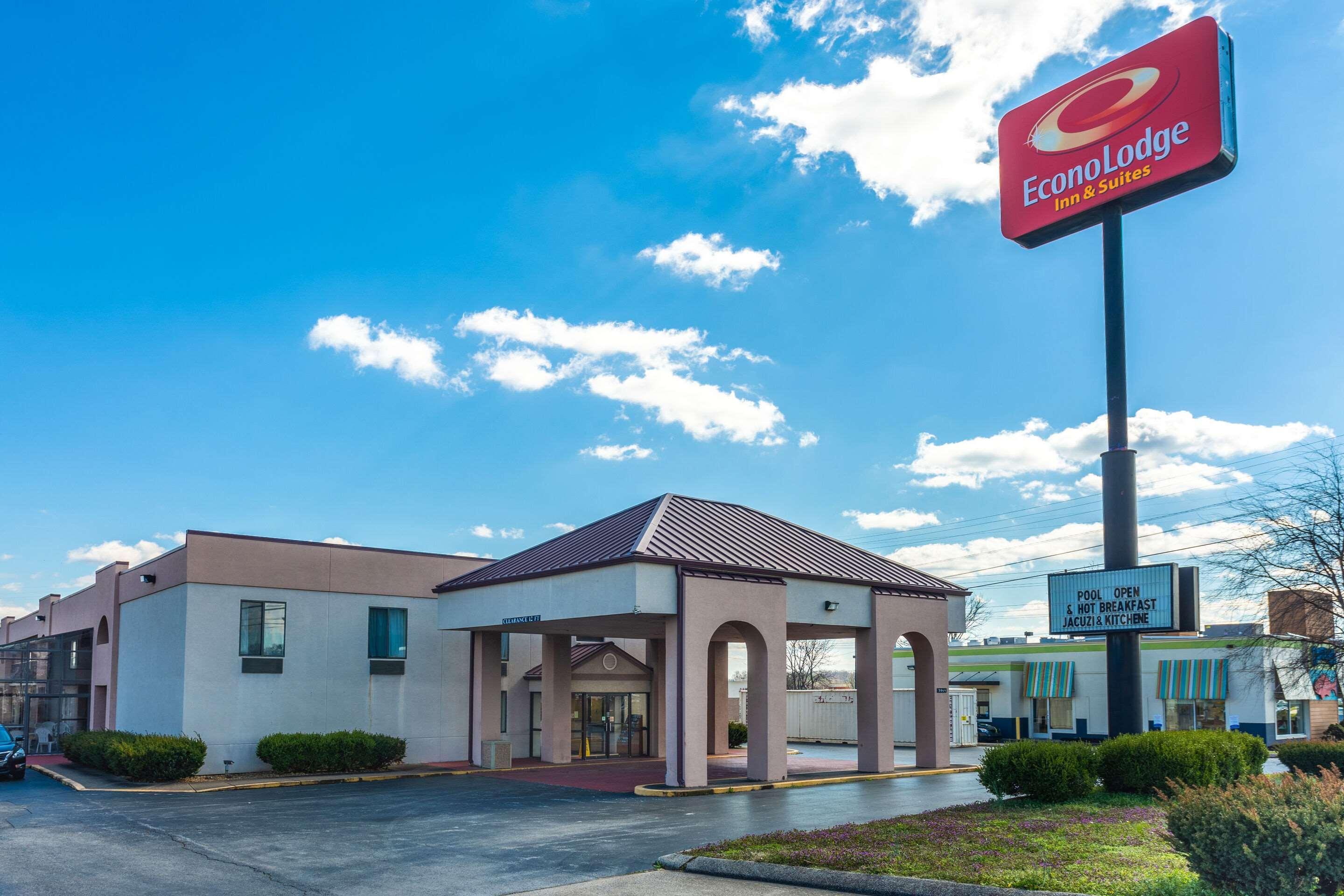 Econo Lodge & Suites Κλάρκσβιλ Εξωτερικό φωτογραφία