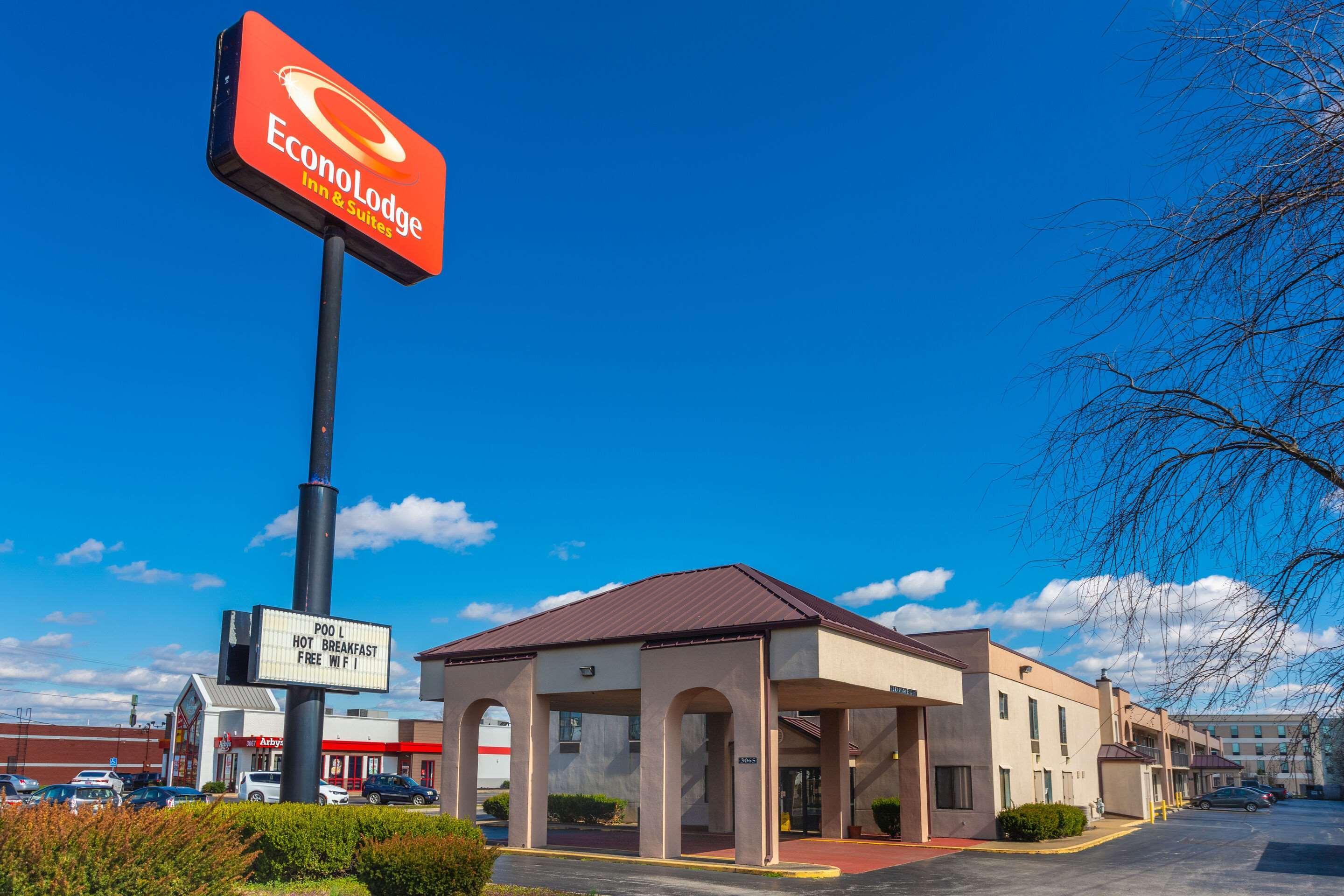 Econo Lodge & Suites Κλάρκσβιλ Εξωτερικό φωτογραφία