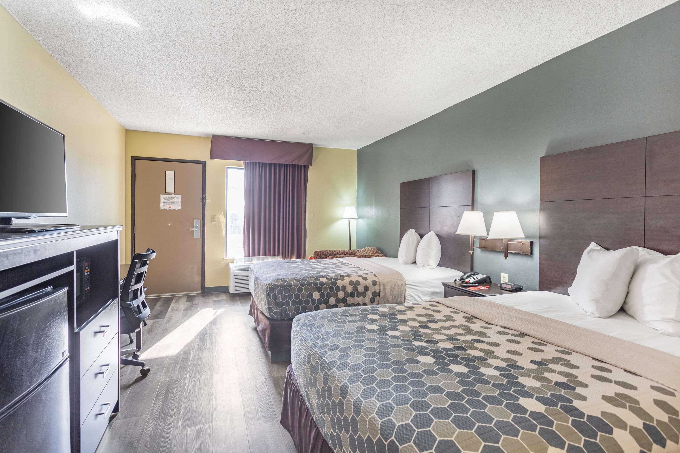 Econo Lodge & Suites Κλάρκσβιλ Εξωτερικό φωτογραφία