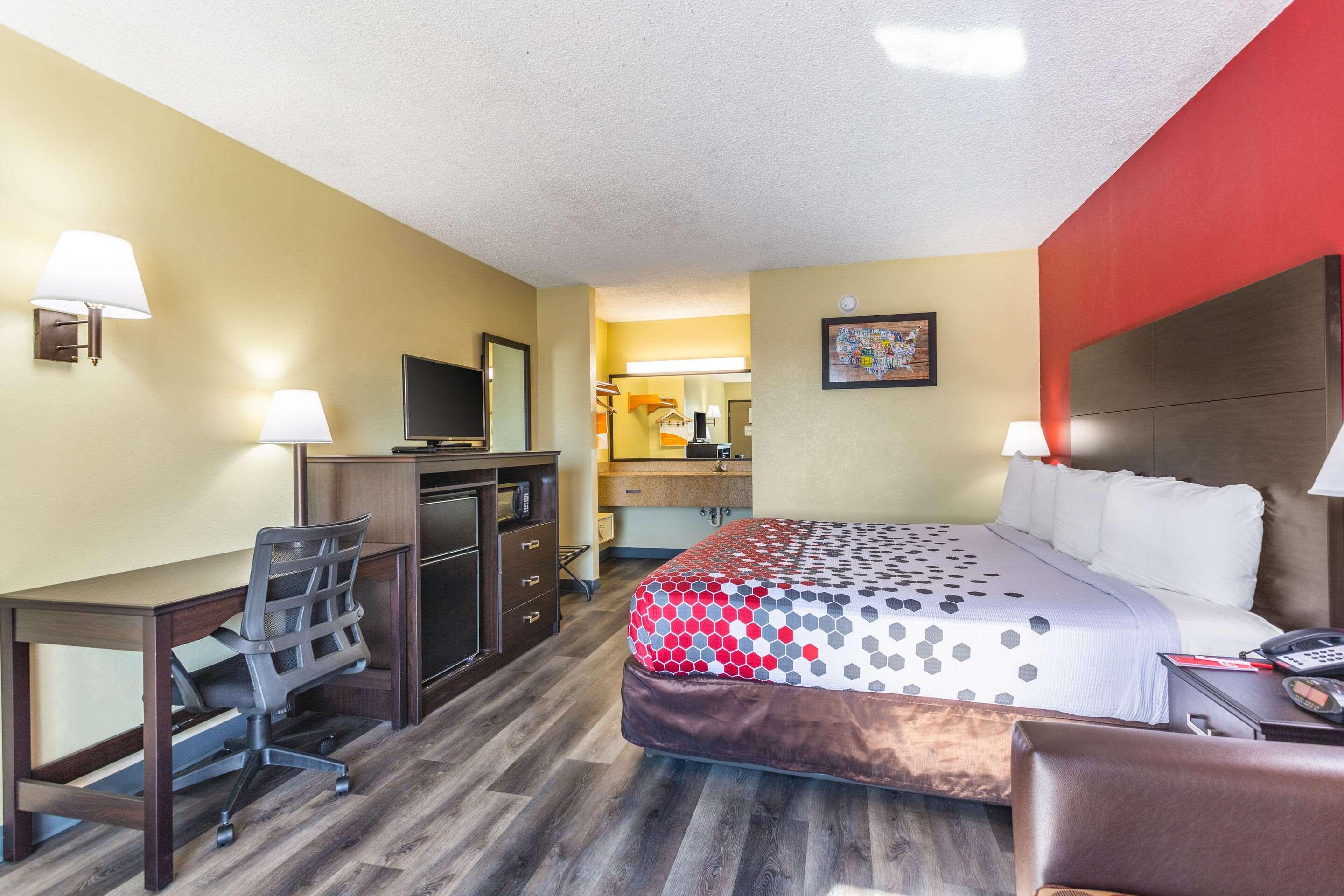 Econo Lodge & Suites Κλάρκσβιλ Εξωτερικό φωτογραφία